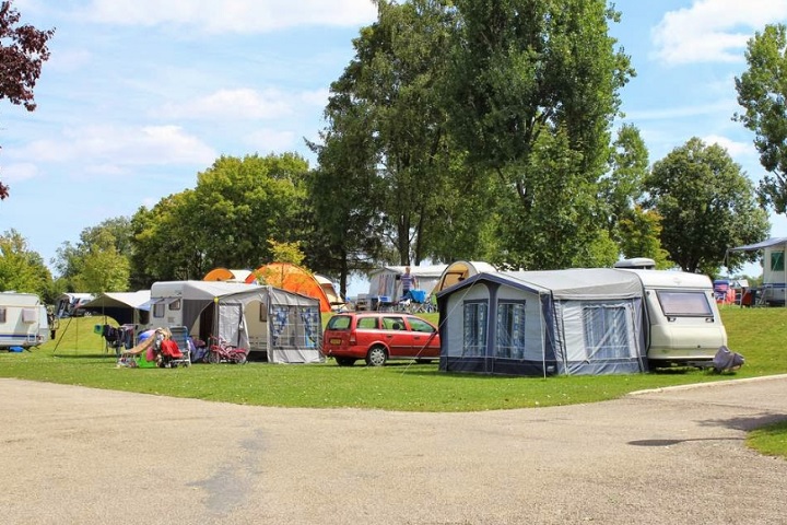 Camping Municipal de Sezanne **